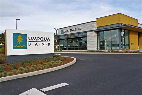 Open Now Closes at 500 PM. . Umpqua bank near me